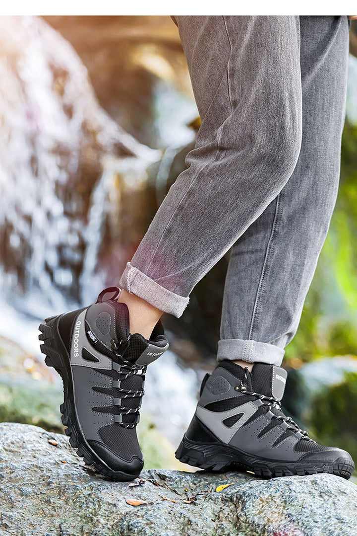 Men's High-top Hiking Shoes: Your Ultimate Adventure Companion